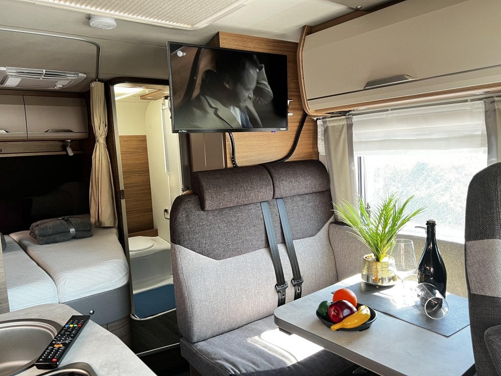 Foto 15 van Knaus Van TI 550 MF /Automaat/Super Compleet/Dakairco/160PK