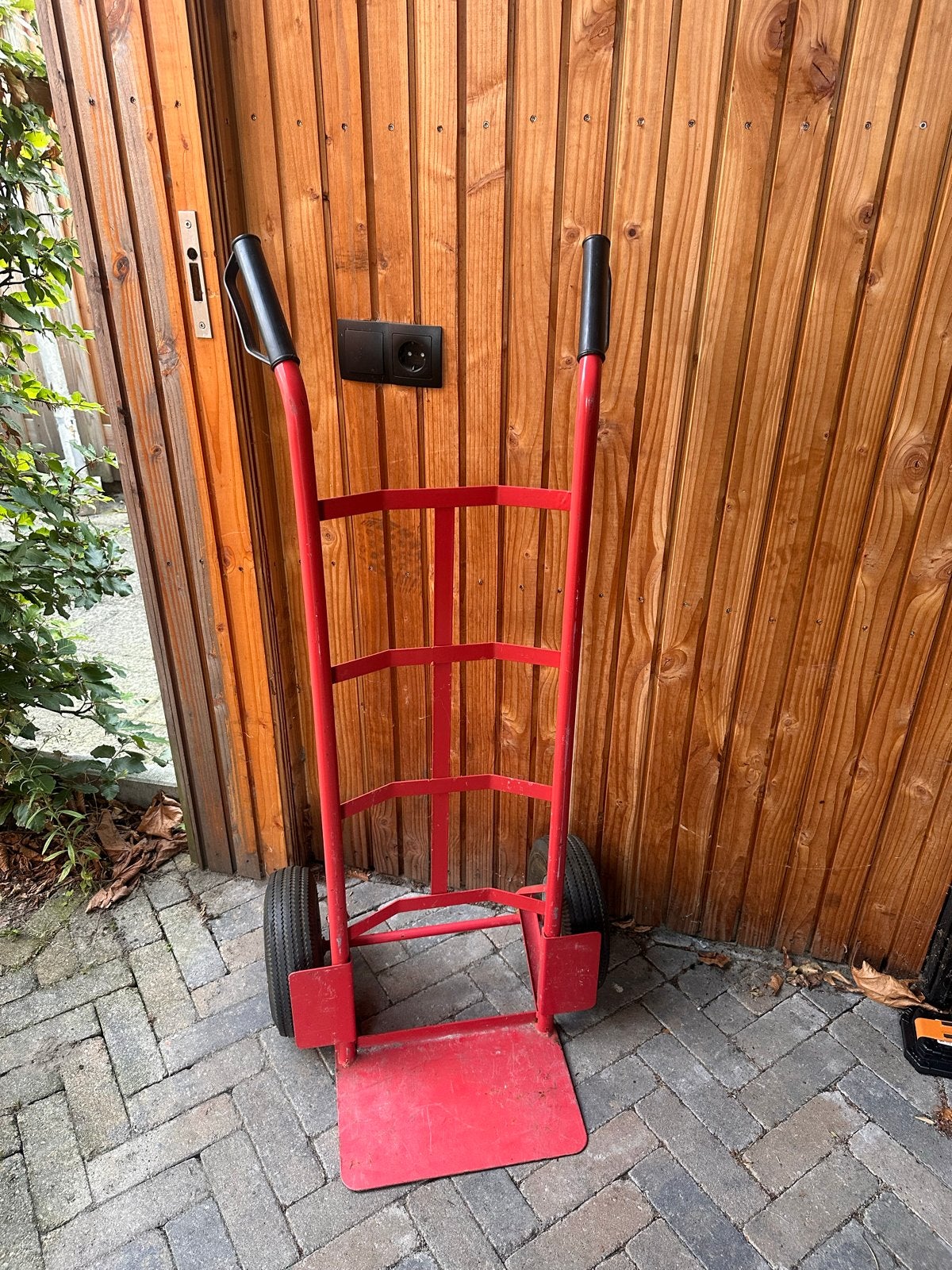 Ferm Steekwagen Rood - 225 kg draagvermogen, Ophalen of Verzenden, Gebruikt, Steekwagen
