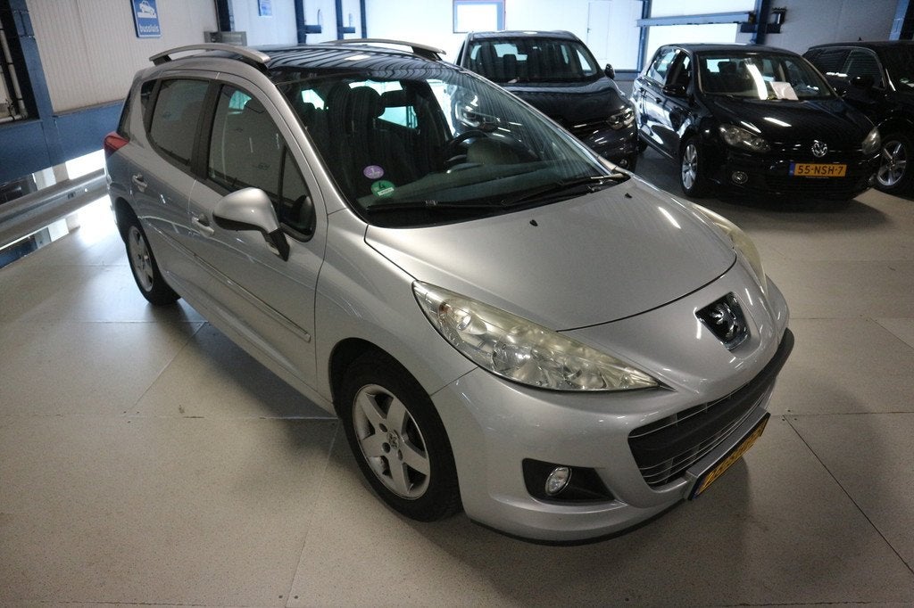 Peugeot 207 SW 1.4 VTi Allure / PANO / CLIMA / H-LEER / NW A, Auto's, Peugeot, Voorwielaandrijving, Euro 5, Gebruikt, Handgeschakeld