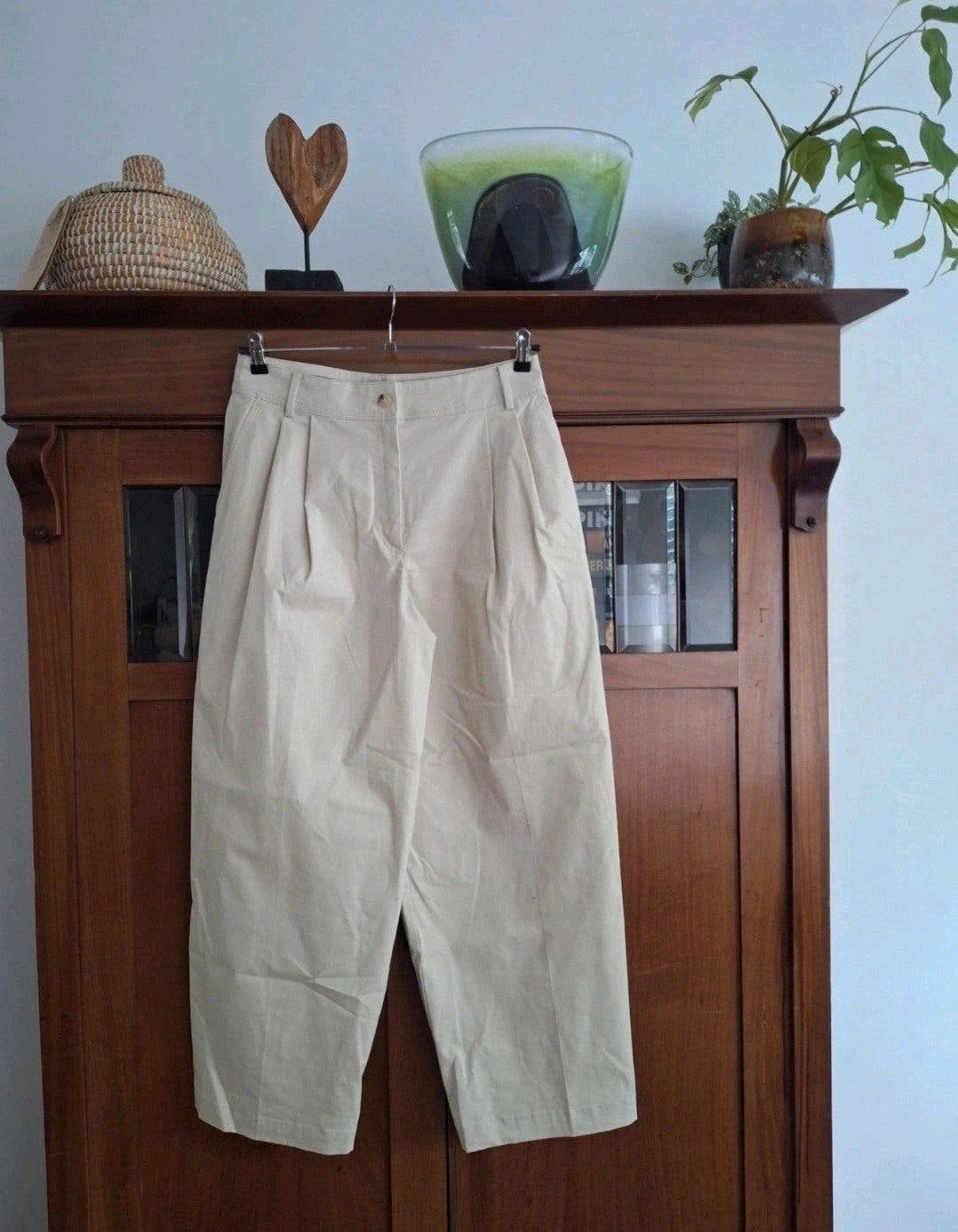 Nieuwe barrelbroek van Zara., Maat 42/44 (L), Nieuw, Ophalen of Verzenden, Lang