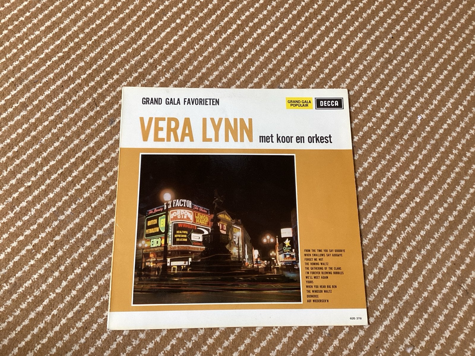 Vera Lynn - Grand Gala Favorieten LP (Pop, 1960s), LP, Gebruikt, Pop, Ophalen of Verzenden