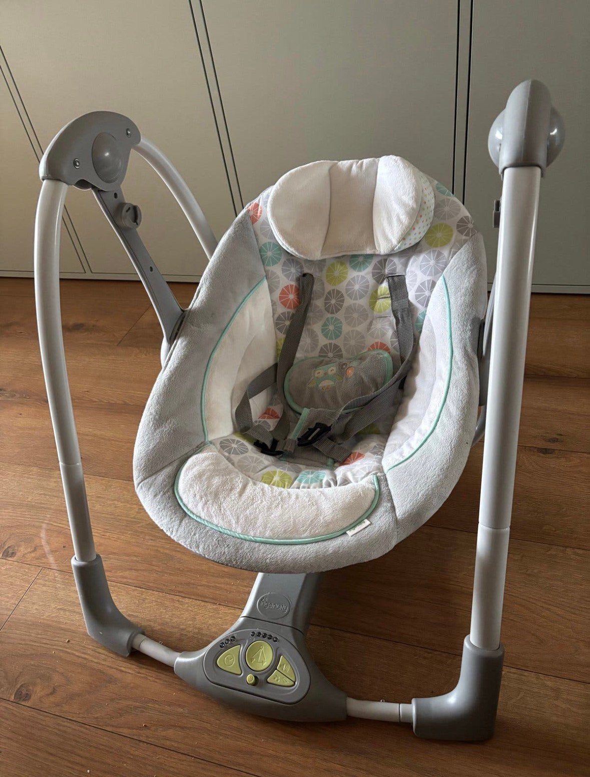 Ingenuity Elektrische Baby Swing wipstoel schommelstoel, Kinderen en Baby's, Ophalen, Gebruikt, Overige merken, Met gordel(s) of riempje(s)