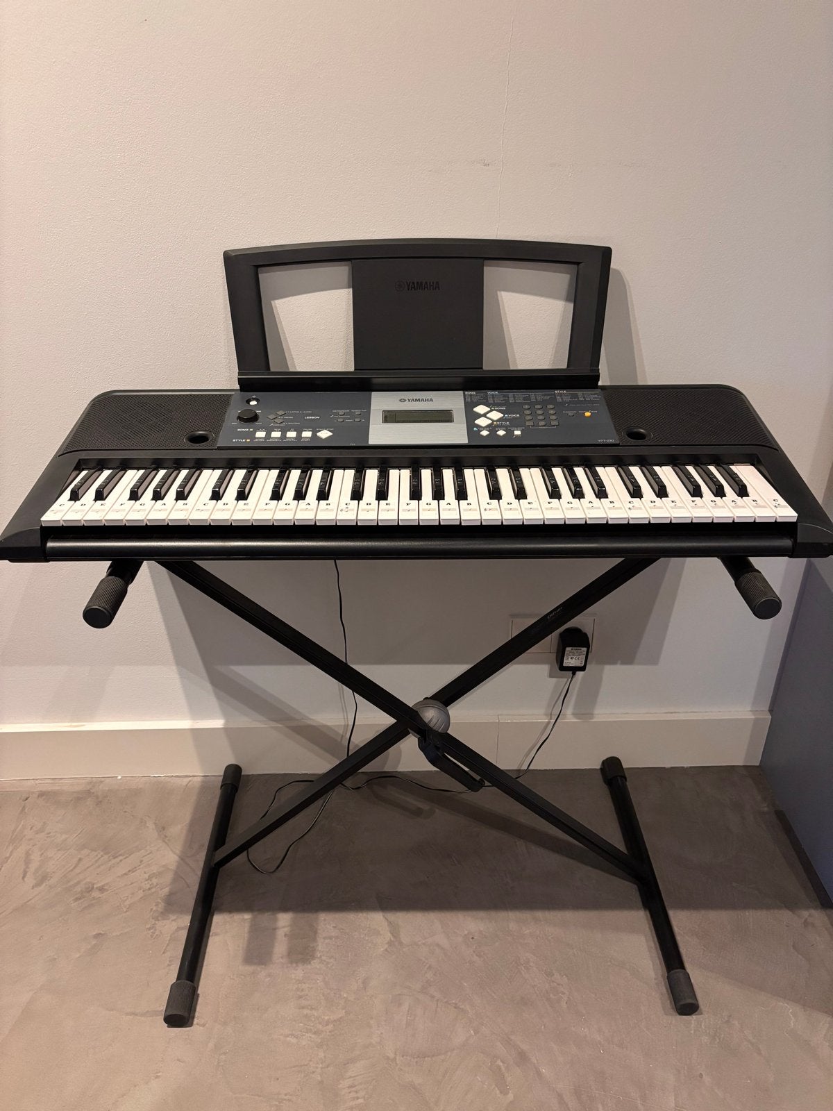 Yamaha YPT-230 keyboard met standaard, Muziek en Instrumenten, Ophalen, 61 toetsen, Yamaha, Zo goed als nieuw