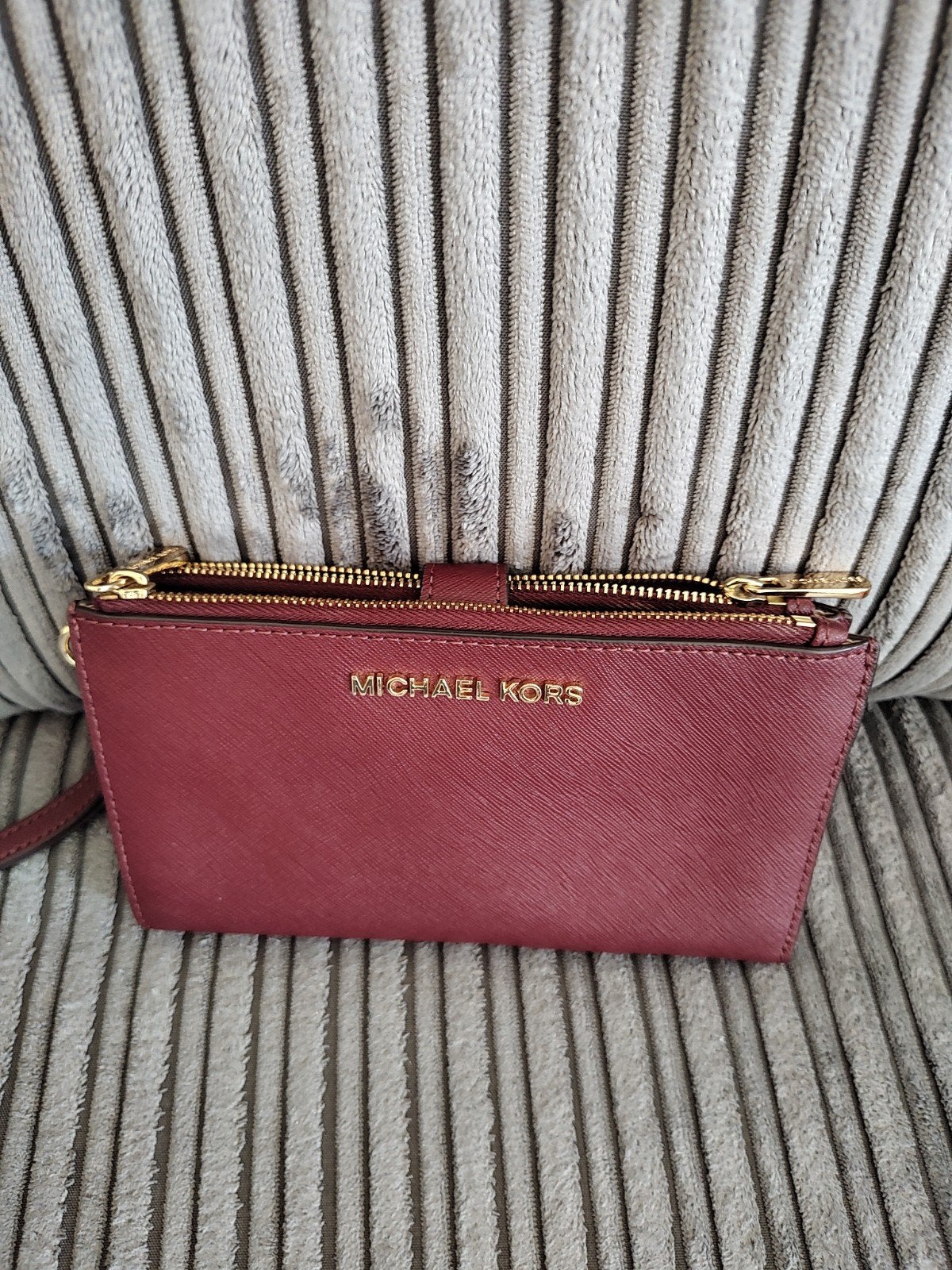 Micheal kors dames portemonee, Ophalen of Verzenden, Zo goed als nieuw, Rood, Overige merken