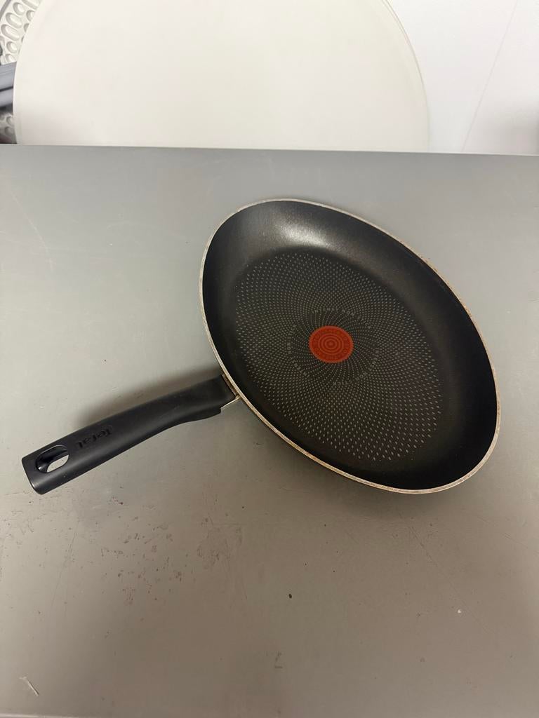 Tefal Koekenpan / vispan -  in goede staat, Ophalen of Verzenden, Gebruikt, Overige materialen, Koekenpan of Braadpan