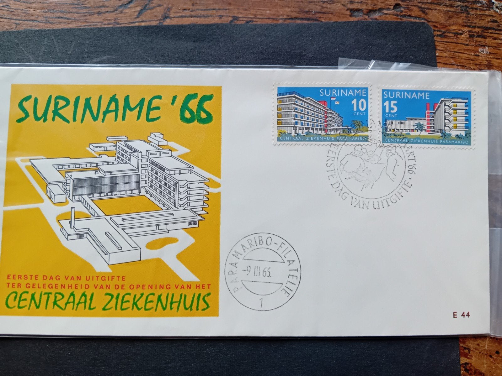 Suriname '65 Eerste Dag Uitgifte Centraal Ziekenhuis, Ophalen of Verzenden, Rest van de wereld