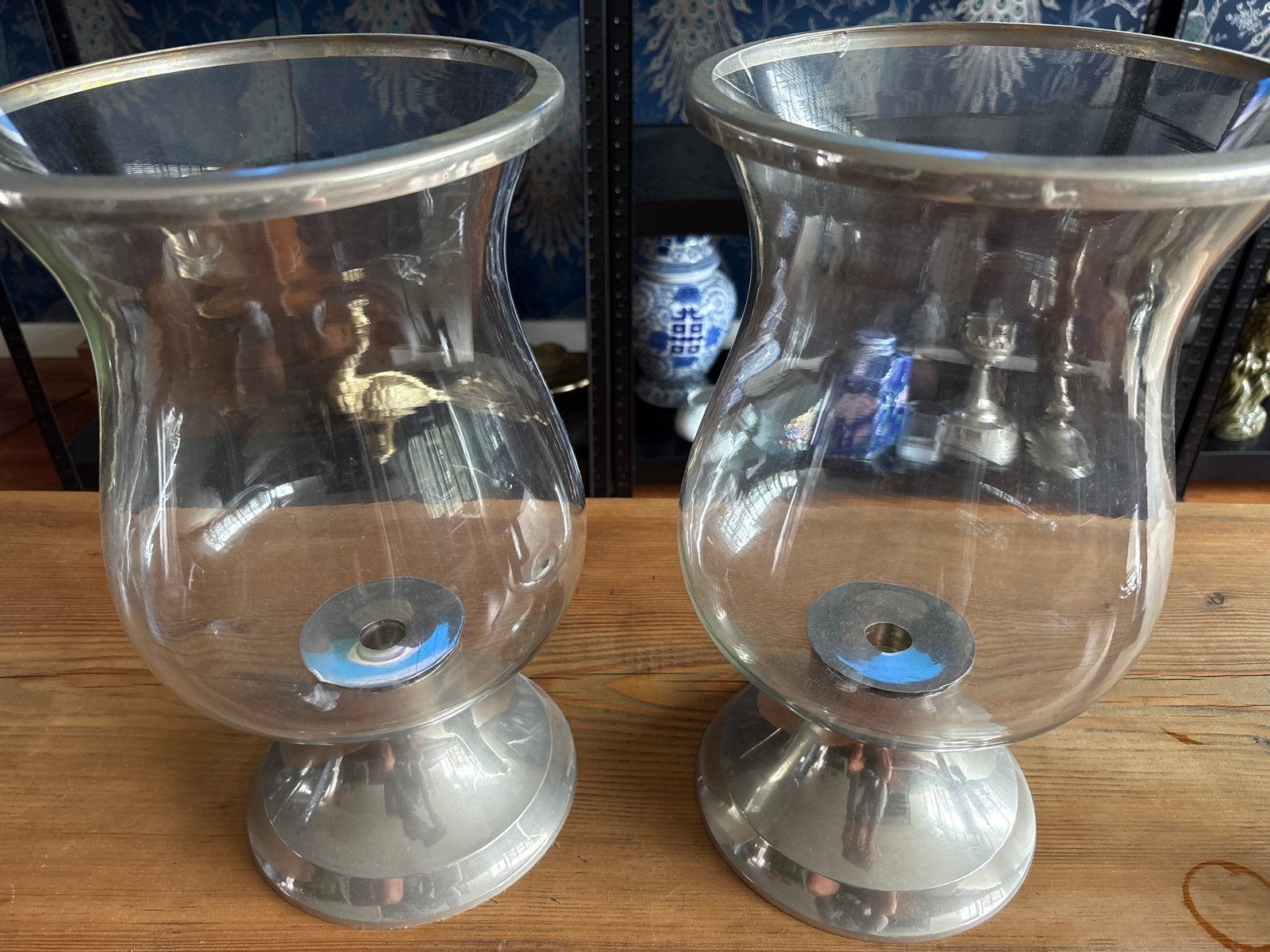 Set van 2 glazen windlichten met metalen voet, Ophalen of Verzenden