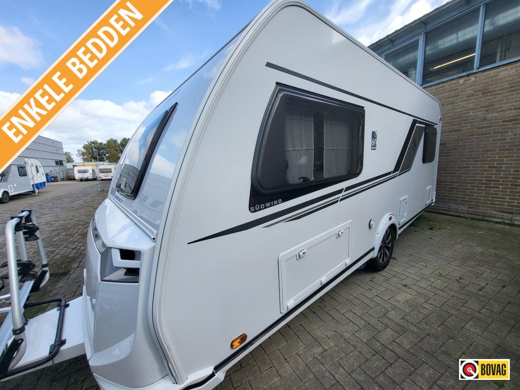 Knaus Sudwind 60 Years 500 EU; super compleet en mooi, Caravans en Kamperen, Rondzit, Bedrijf, Fietsenrek, Knaus