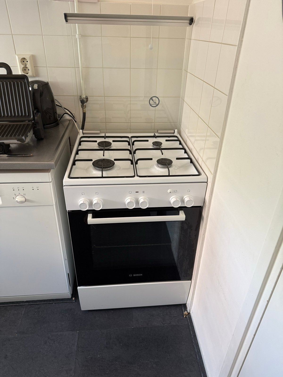 Bosch Gasfornuis met oven, 4 pitten, goed onderhouden, Ophalen, Gebruikt, 4 kookzones, Gas