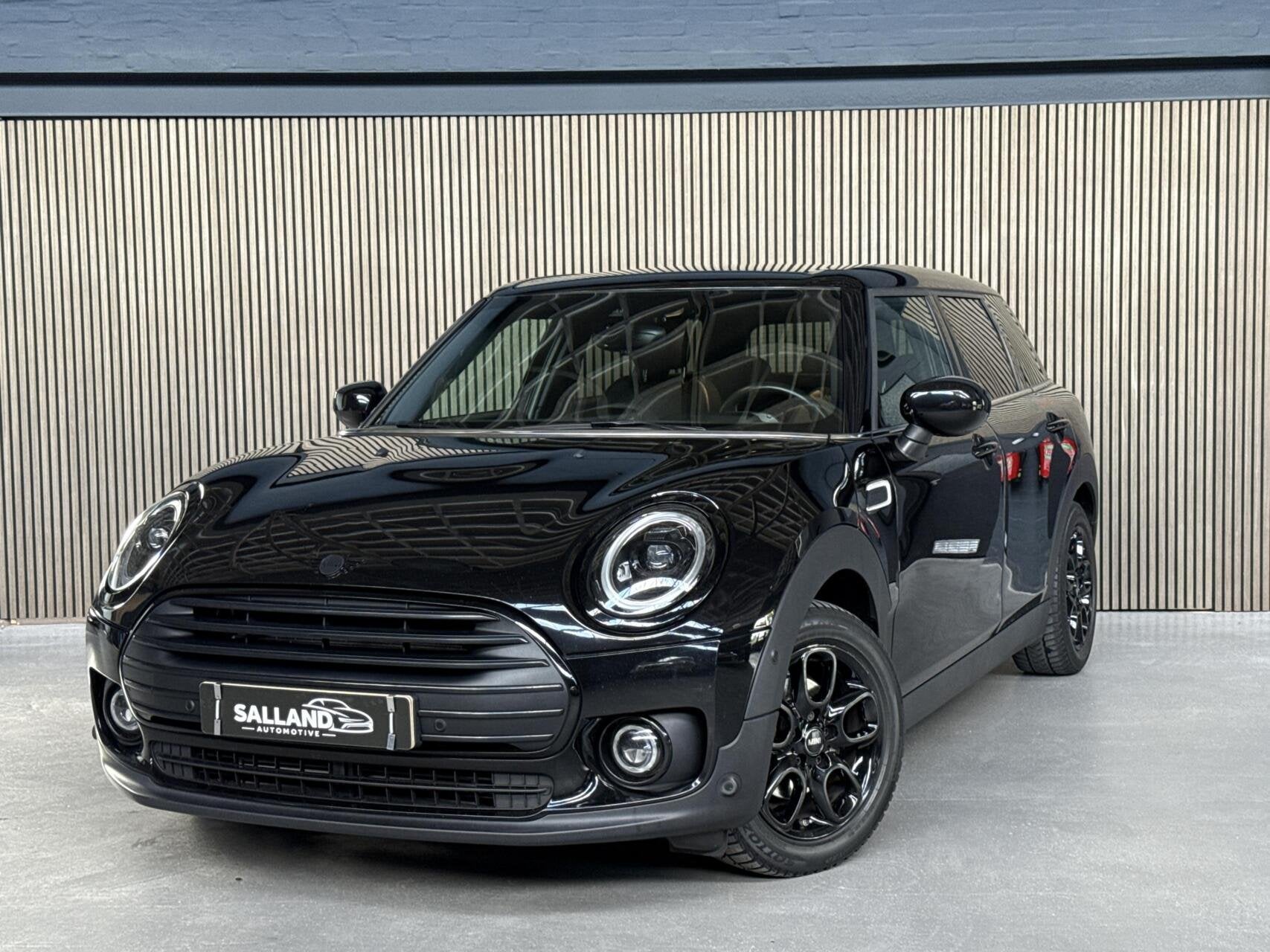 Mini Clubman 1.5 One Business Edition, Auto's, Gebruikt, 715 kg, Zwart, 17 km/l