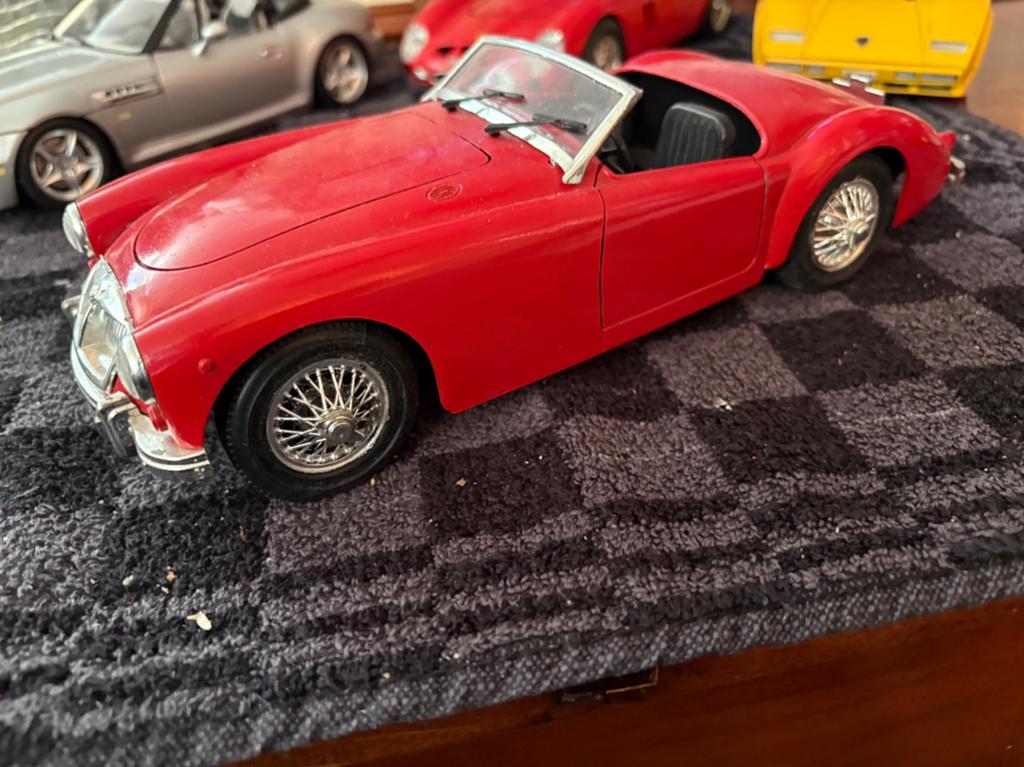 M G.  A.  Twin Cam .     Polistil.  Tonka, Ophalen of Verzenden, Zo goed als nieuw, Overige merken