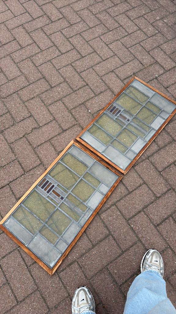 Glas in lood ramen in houten lijst – set van 2, Ophalen, Gevelraam of Ruit, Zo goed als nieuw, Minder dan 80 cm