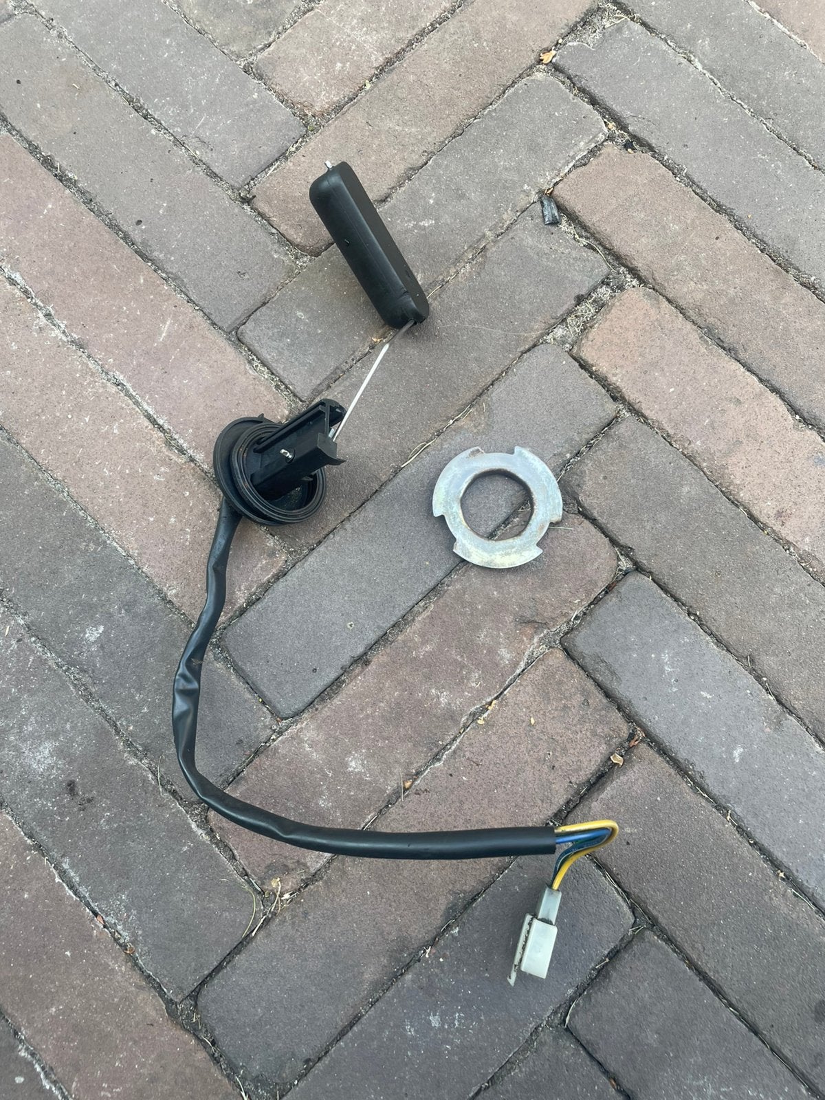 Brandstofmeter/tankvlotter kymco dj y50, Fietsen en Brommers, Ophalen of Verzenden, Gebruikt, Benzine, Overige modellen