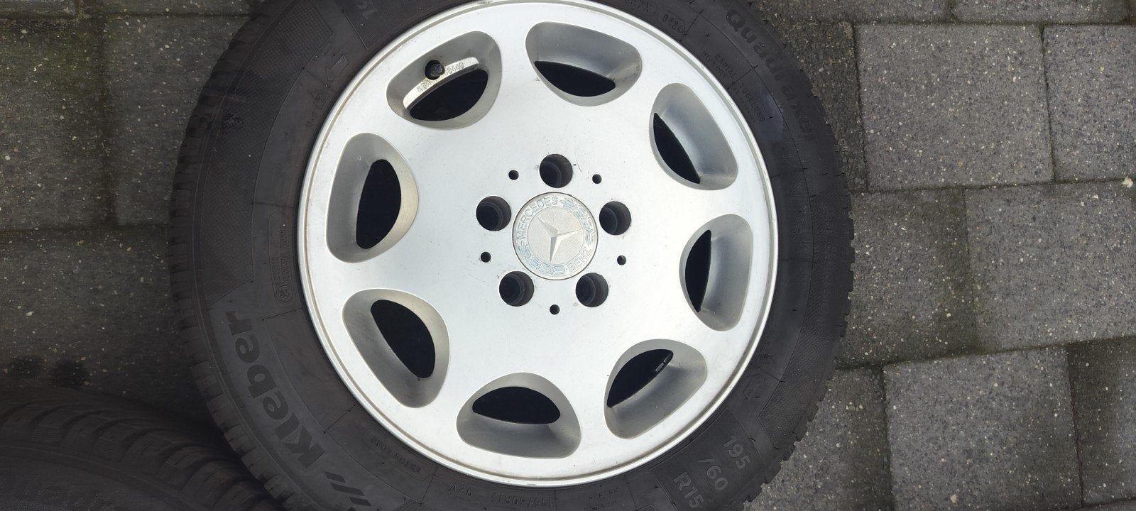 Mercedes-Benz 15 inch velgen met Kleber all season banden, Ophalen, Gebruikt, 15 inch, Banden en Velgen