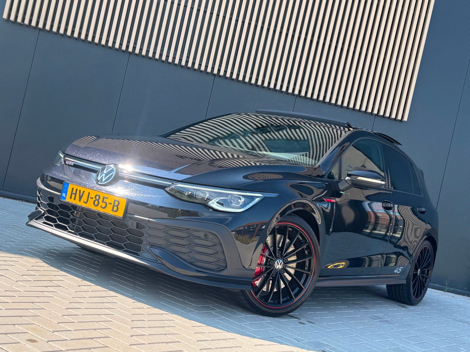 Volkswagen GOLF 8 GTI Clubsport 45 Edition 2.0 TSI 301PK | A, Gebruikt, 4 cilinders, 1984 cc, Zwart