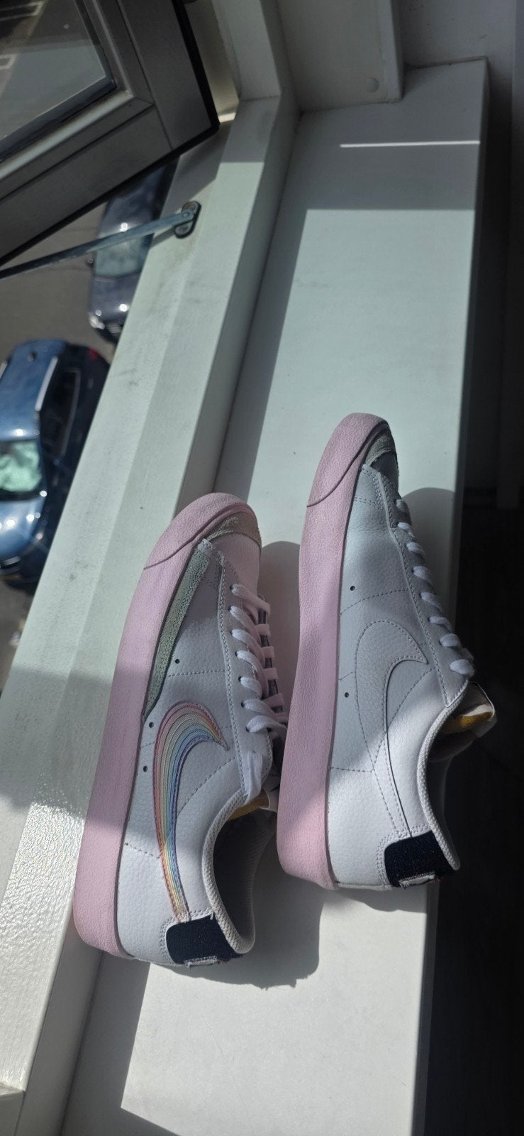 Nike Blazer Low '77 PRIDE Edition - Maat 44, Kleding | Dames, Schoenen, Ophalen of Verzenden