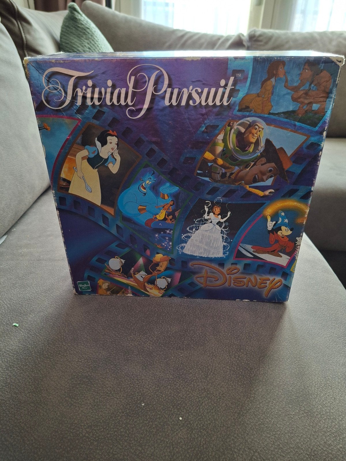 Trivial Pursuit Disney Editie - Licht Beschadigde Doos, Hobby en Vrije tijd, Gezelschapsspellen | Bordspellen, Ophalen of Verzenden