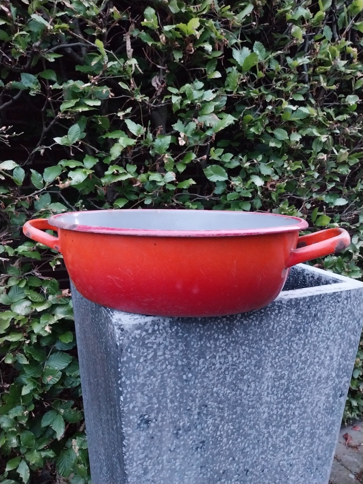 EMAILLEN TEILTJE, Ophalen of Verzenden, Rond, Steen, Minder dan 30 cm