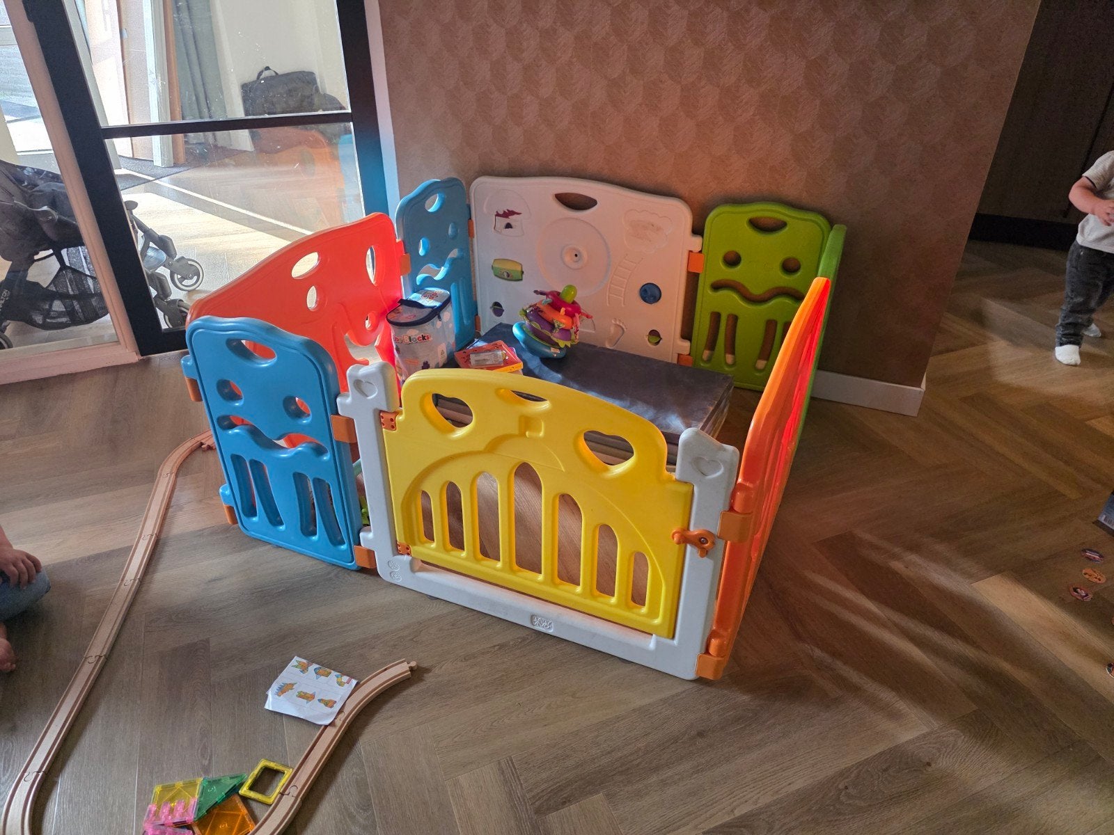 Kleurrijke babybox/speelhek/grondbox, Kinderen en Baby's, Ophalen, Gebruikt, Overige vormen