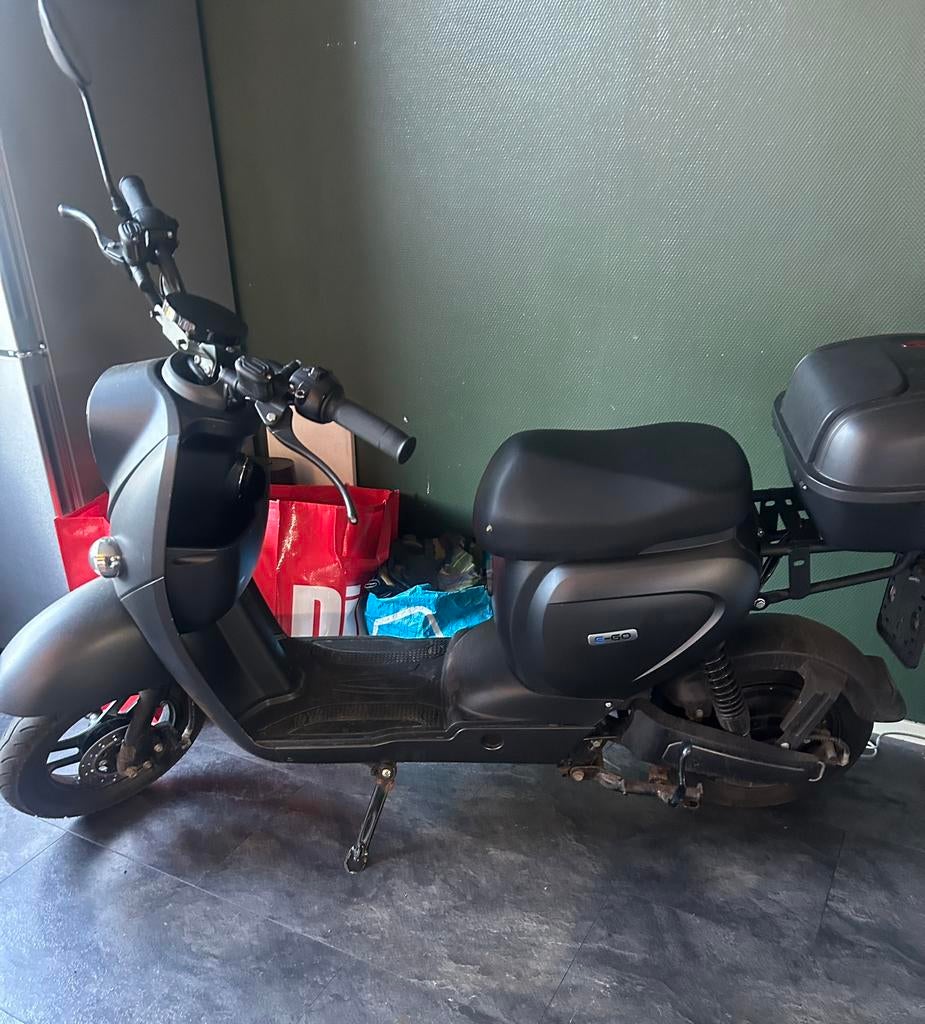 Senzo electric scooter, Gebruikt, Elektrisch, Ophalen, Overige merken