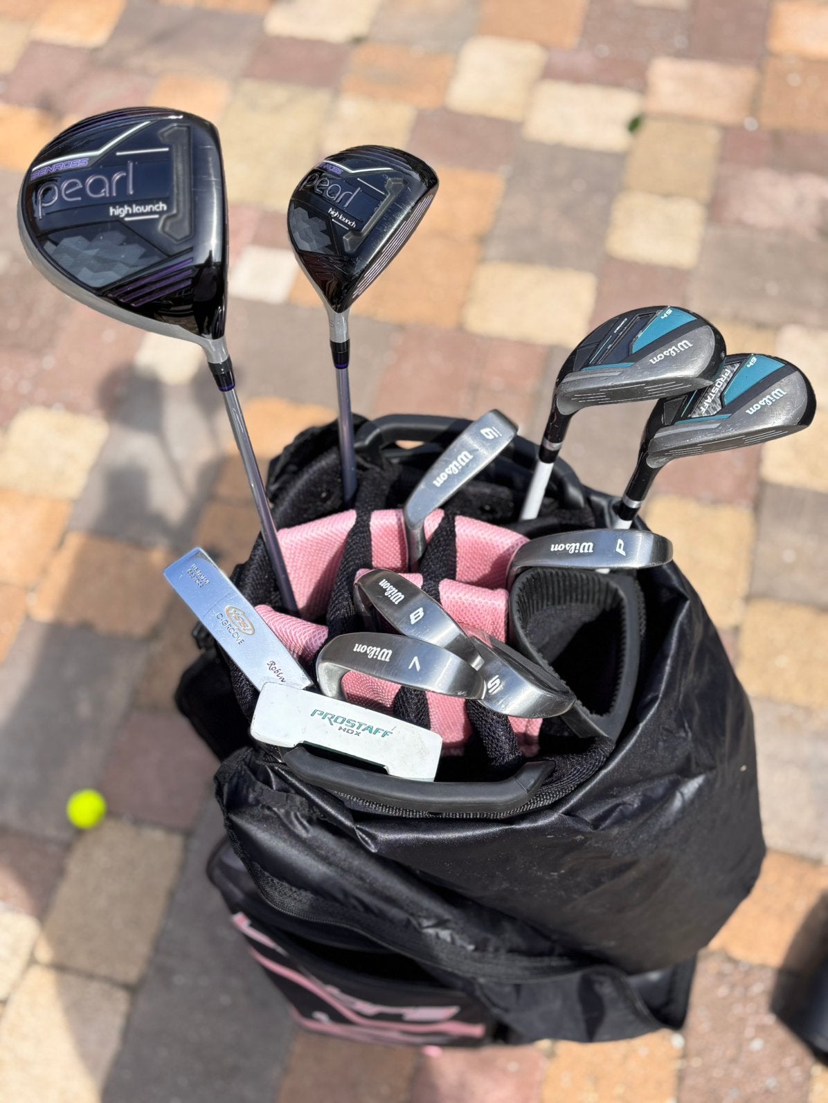 Complete dames golfset Wilson / Benross incl. tas, Sport en Fitness, Golf, Ophalen of Verzenden, Zo goed als nieuw, Tas