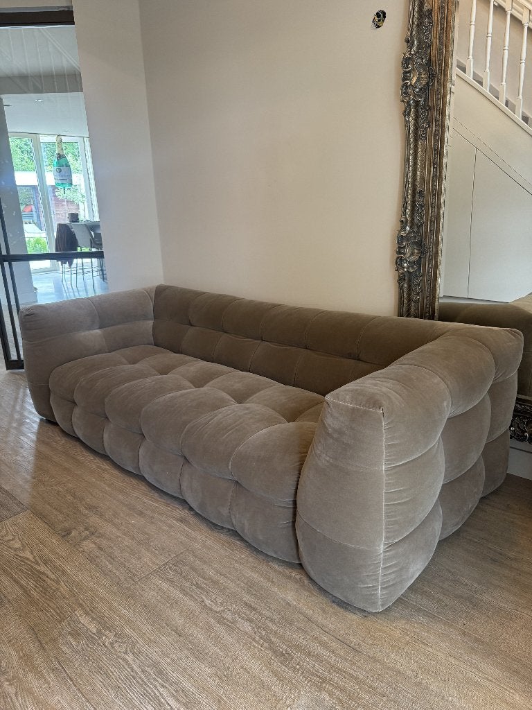 comfortabele 3 pers. bank van velours, Ophalen, Gebruikt, Driepersoons, Rechte bank