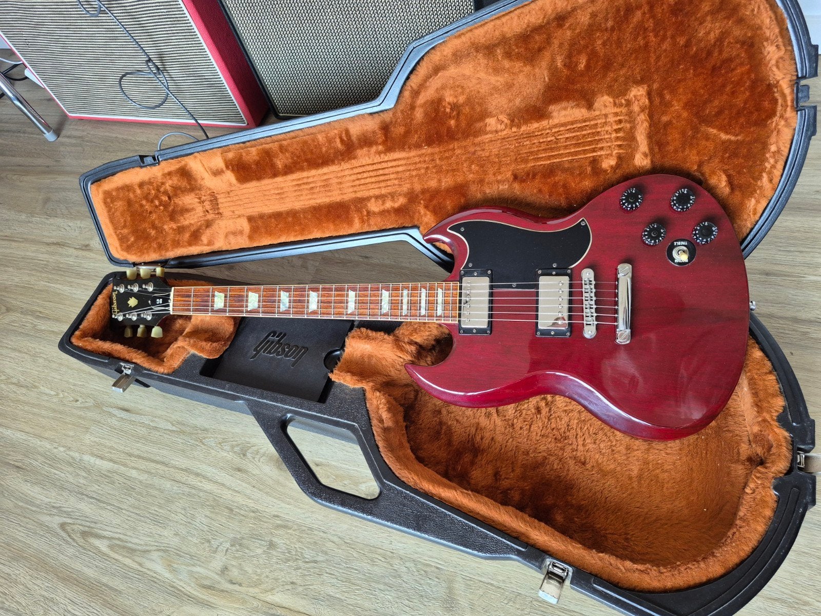 Foto 10 van Gitaar collectie vintage/high end. Gibson Harmony Burns etc