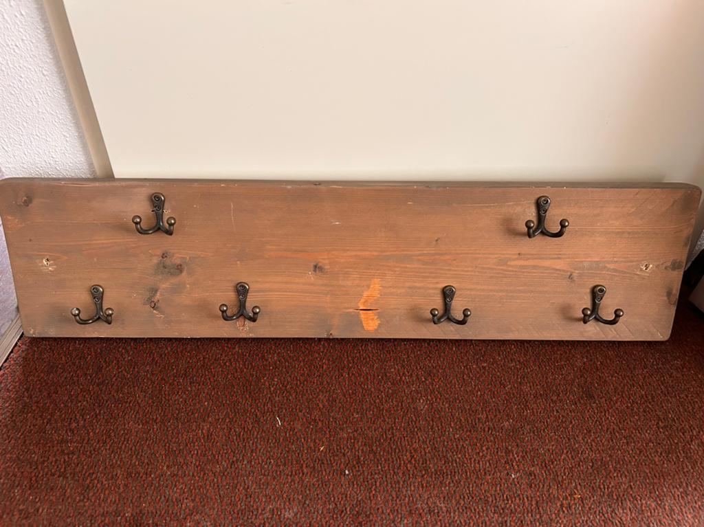 Houten (kinder) wandkapstok met 6 haken, Huis en Inrichting, Woonaccessoires | Kapstokken, Gebruikt, Minder dan 100 cm, Hout, Ophalen