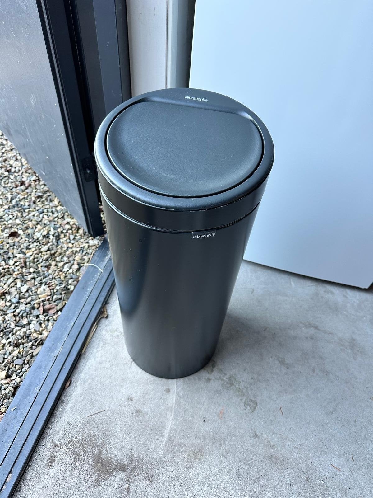 Brabantia Bo Touch Bin Prullenbak 30L - zwart, Huis en Inrichting, Woonaccessoires | Prullenbakken, 20 tot 30 liter, Ophalen, Gebruikt
