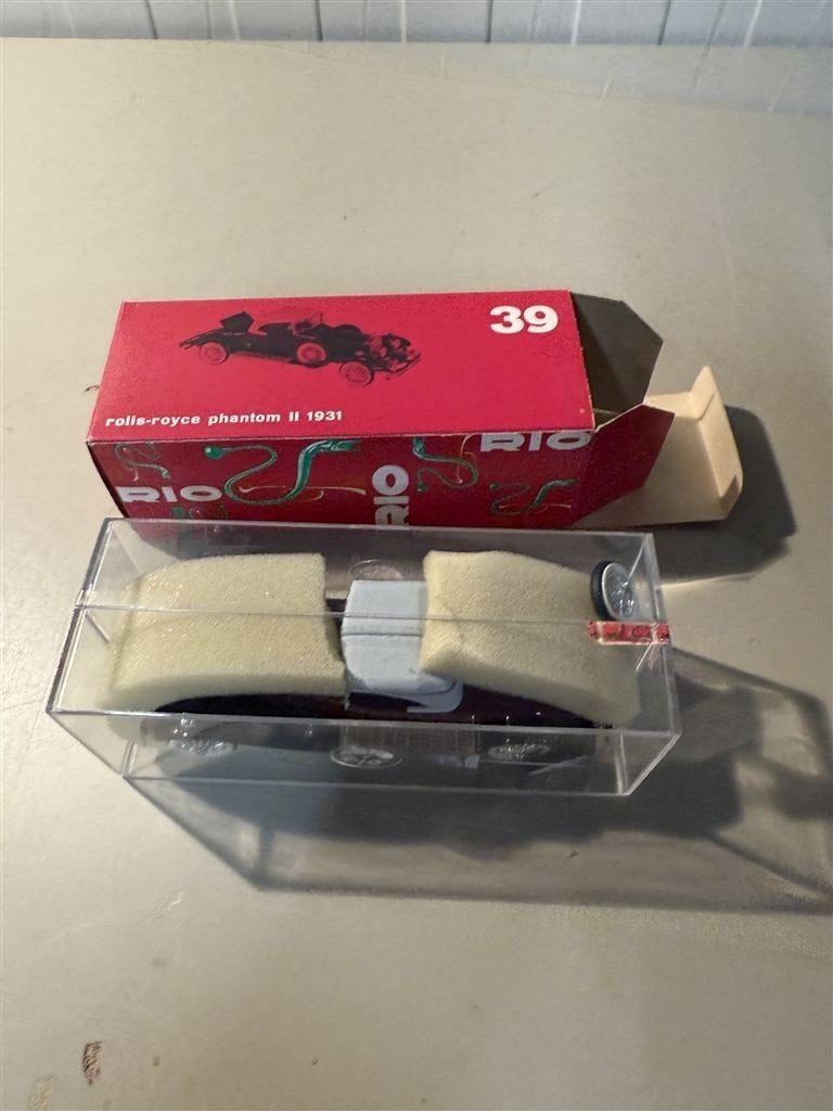Model auto RIO - Rolls Royce phantom 2 1931 en extra leeg do, Hobby en Vrije tijd, Modelauto's | Overige schalen, Ophalen of Verzenden
