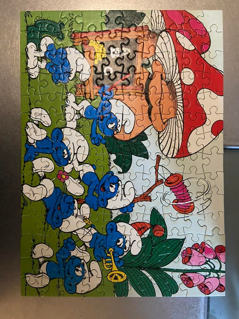 Smurf smurfen puzzel 140 stukjes compleet, Verzamelen, Smurfen, Ophalen of Verzenden, Zo goed als nieuw, Verschillende Smurfen