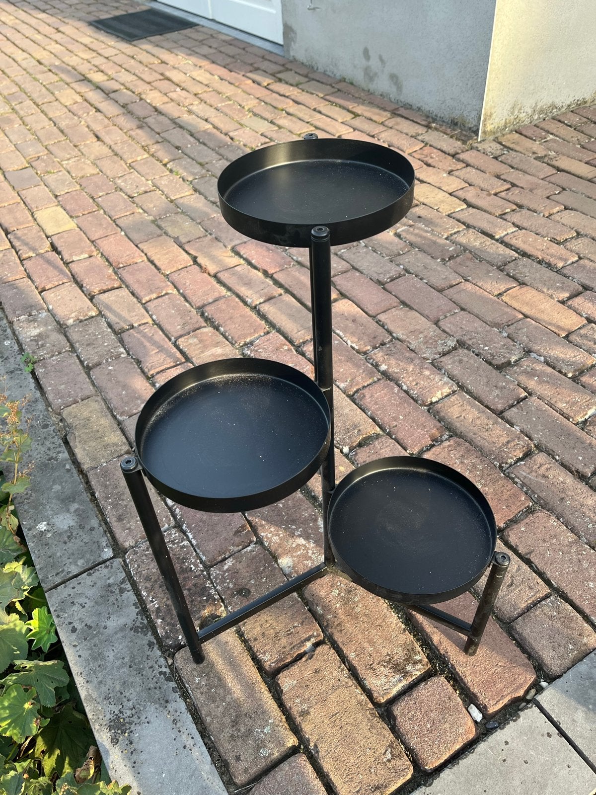 IKEA Olivblad plantenstandaard - Zwart metaal, Tuin en Terras, 25 tot 40 cm, Rond, Binnen, Ophalen of Verzenden