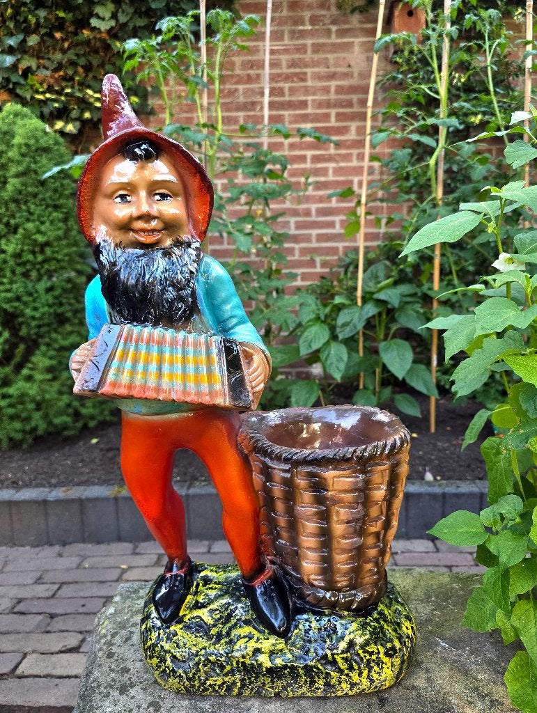 Mooie antieke tuinkabouter, Ophalen