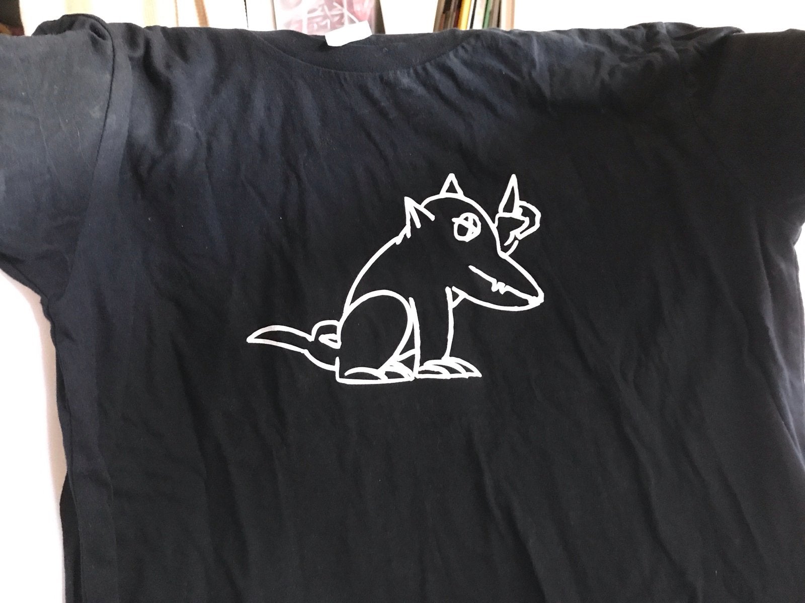 Zwart T-shirt XL 'Man Bijt Hond' - Ongedragen (ei), Ophalen of Verzenden, Nieuw, Maat 56/58 (XL), Zwart
