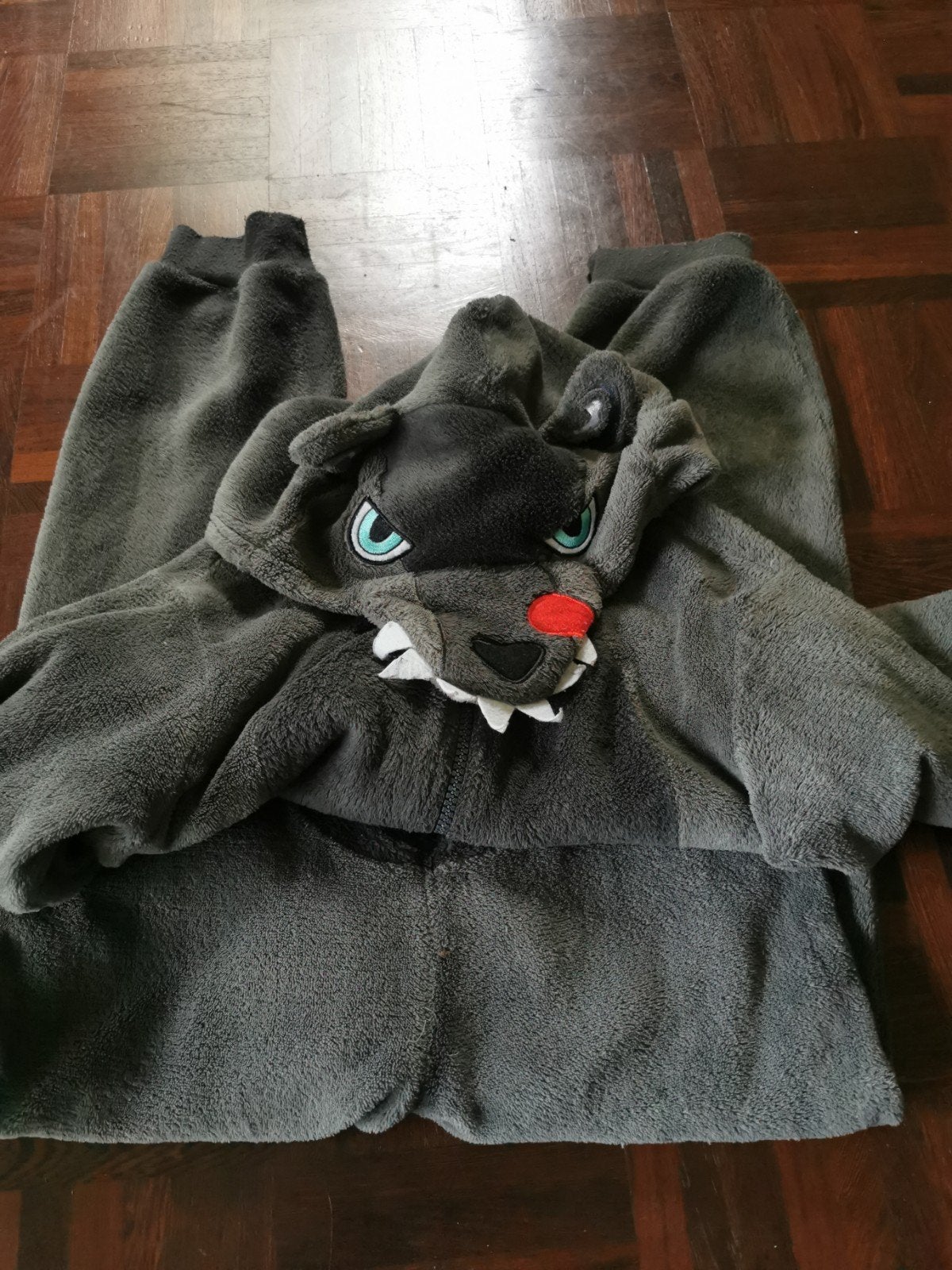 onesie wolf beer 134 140, Ophalen of Verzenden, Zo goed als nieuw, Jongen of Meisje