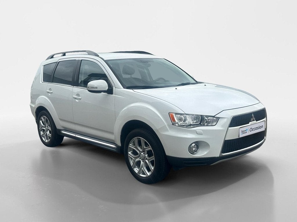 Mitsubishi Outlander 2.0 Edition One | UNIEKE KILOMETERS | N, Auto's, Mitsubishi, Zwart, 4 cilinders, Wit, Bedrijf