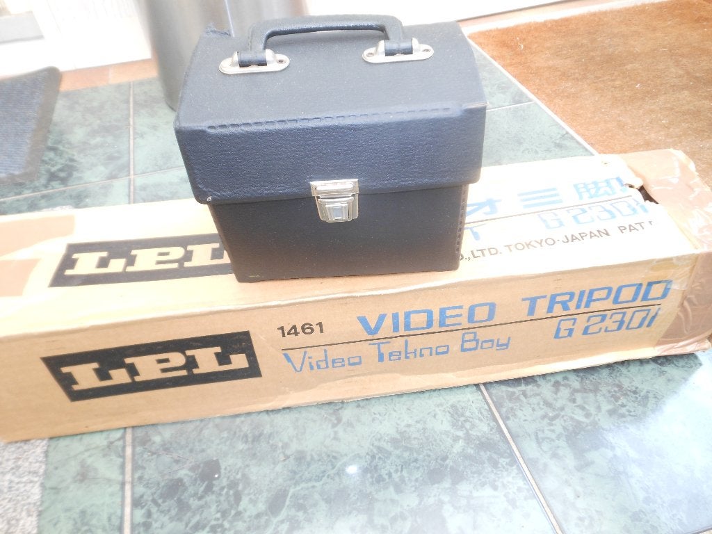 LPL Video Tripod G 2301 -  in doos, Audio, Tv en Foto, Ophalen, Overige merken, Driepoot, Zo goed als nieuw