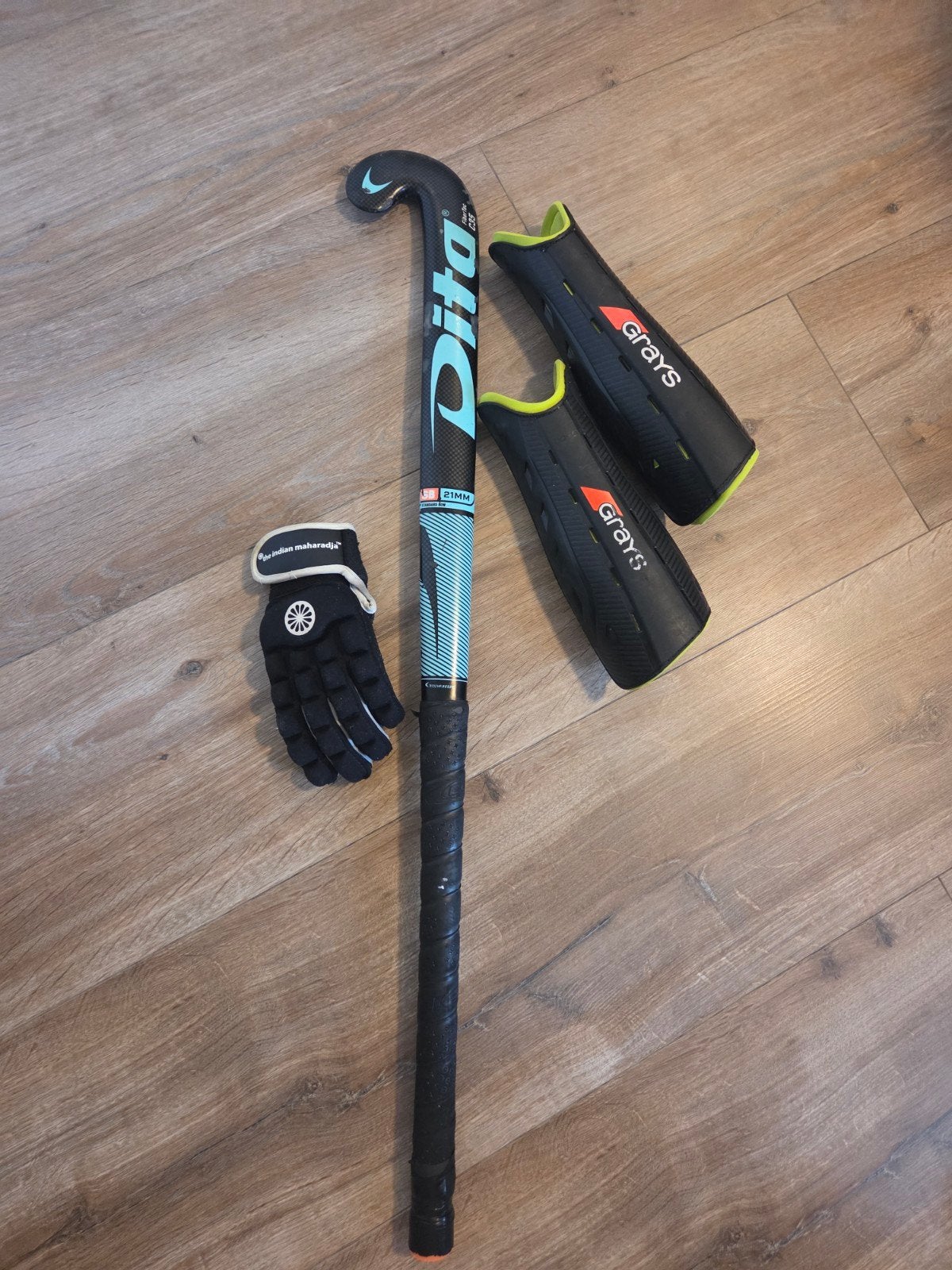 Dita hockeystick, Grays scheenbeschermers & handschoen, Ophalen, Gebruikt, Overige typen