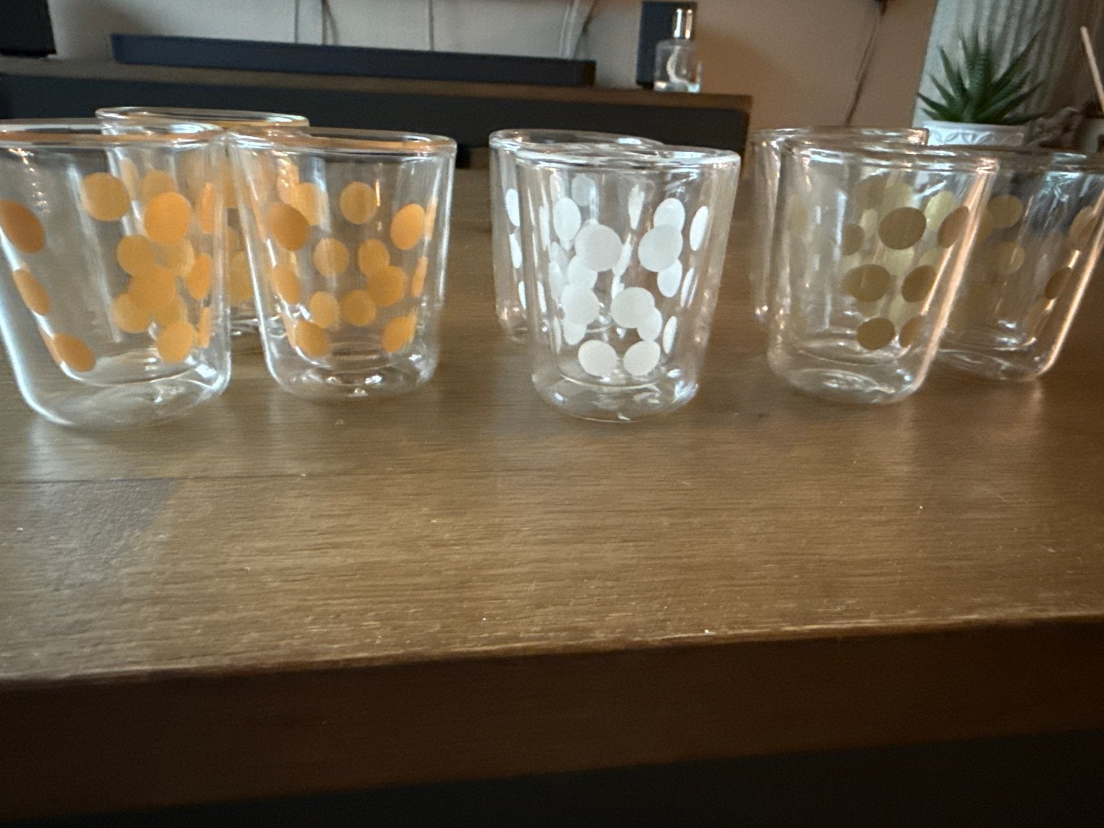 8 Dots espresso kopjes - dubbelwandig glas, Ophalen of Verzenden, Meerkleurig, Overige merken, Glas