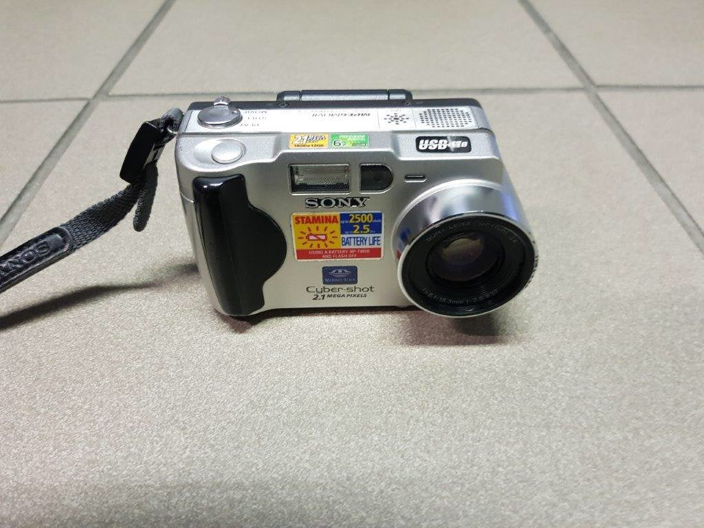 Sony camera DSC-S50, Ophalen of Verzenden, Zo goed als nieuw, Sony, 8 keer of meer