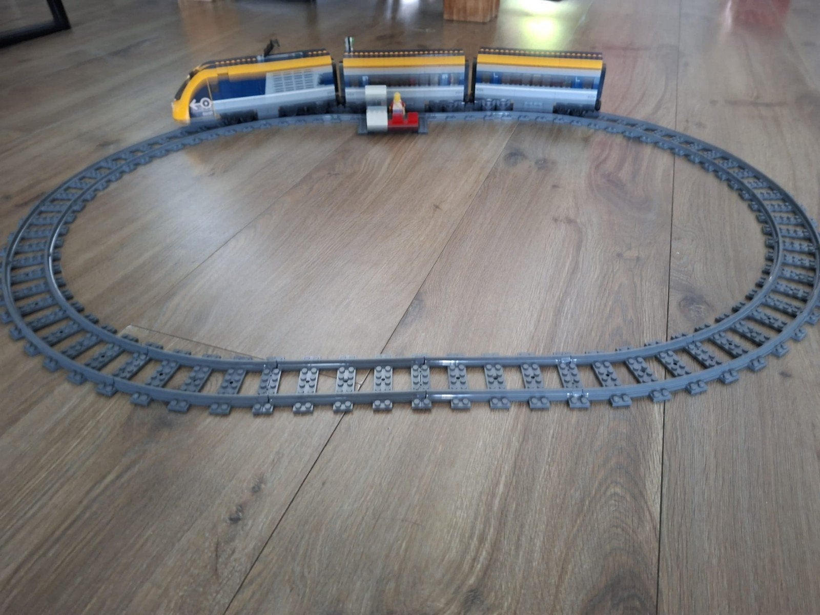 LEGO City Passagierstrein 60197 met rails en minifiguren, Ophalen, Compleet, Lego, Complete set