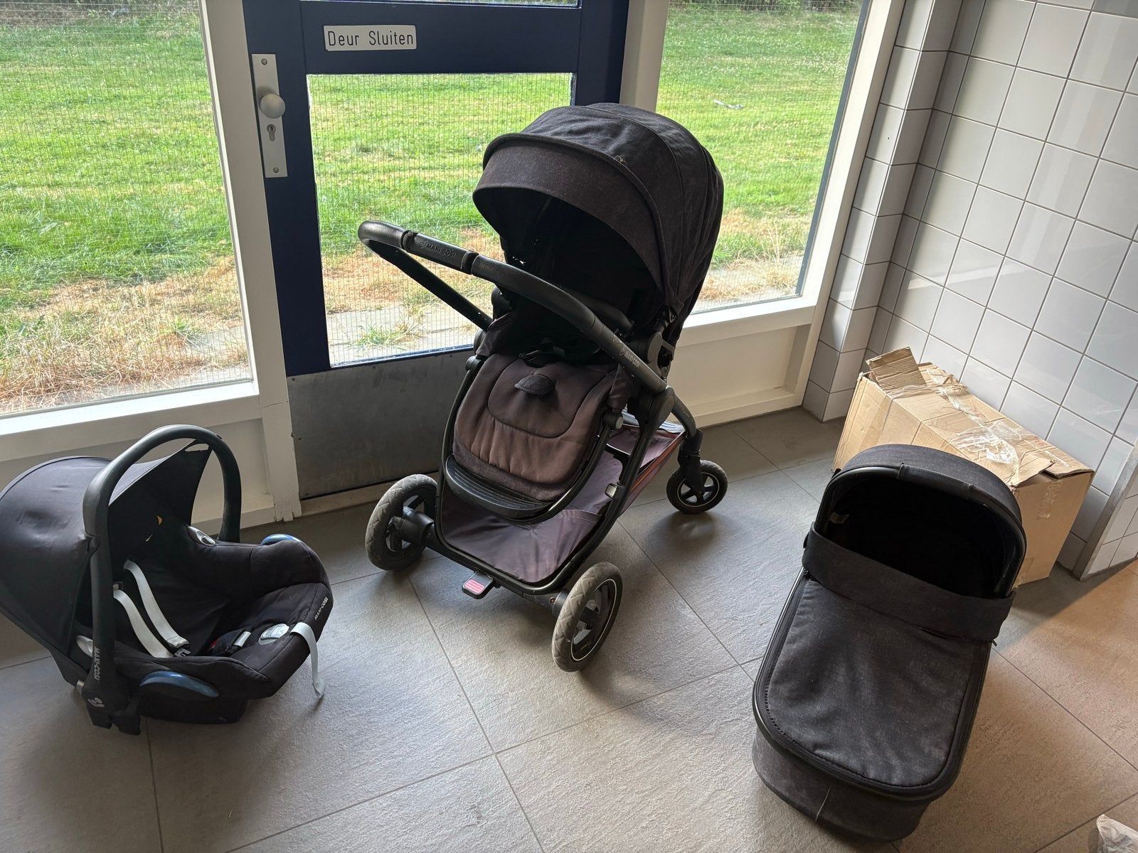 Maxi-Cosi Adorra Combiwagen met Reiswieg en Autostoeltje, Ophalen, Gebruikt, Combiwagen, Met autostoeltje