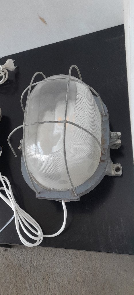 industriele wandlamp, bull eye lamp, kooilamp, bunkerlamp, Overige materialen, Gebruikt, Minder dan 50 watt, Wandlamp
