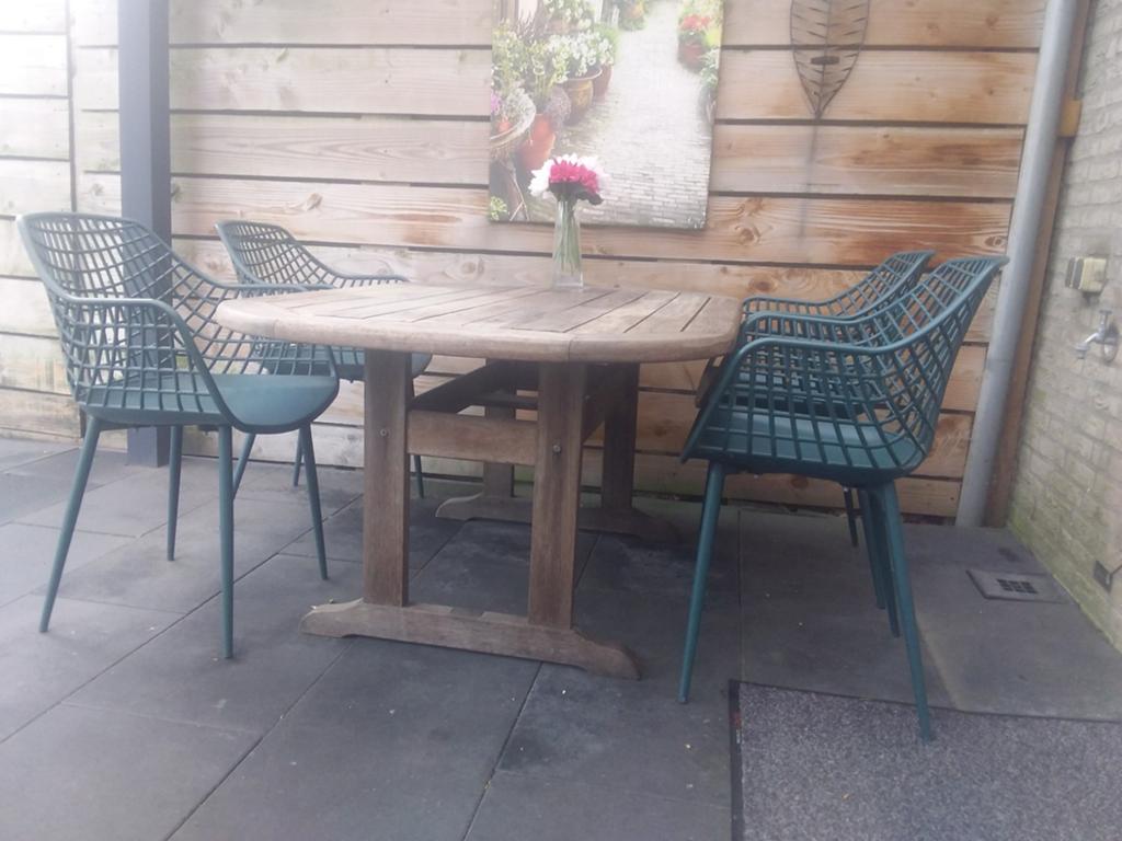 Hardhouten tuintafel met 4 stoelen, Ophalen, Gebruikt, Rechthoekig, Hout