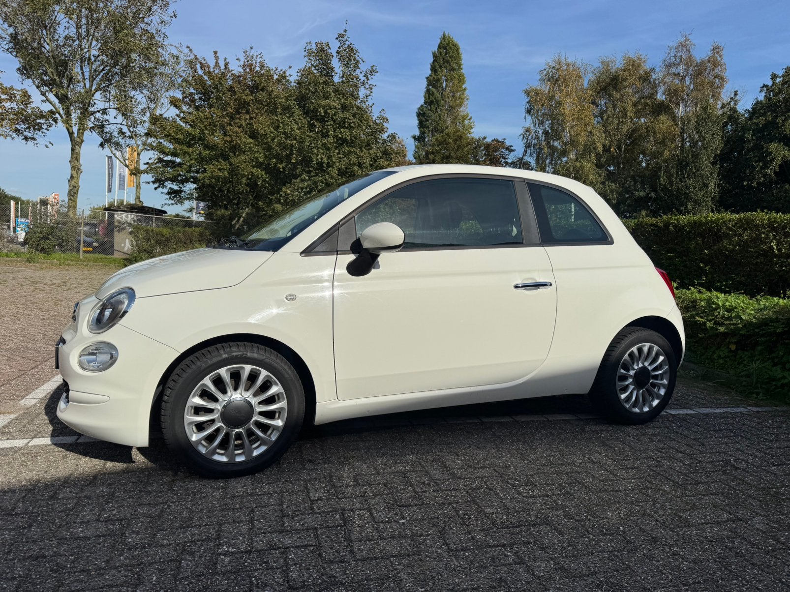 Foto 5 van Fiat 500 0.9 TwinAir TURBO 80 pk | Wit | 2017 | Nieuwe APK