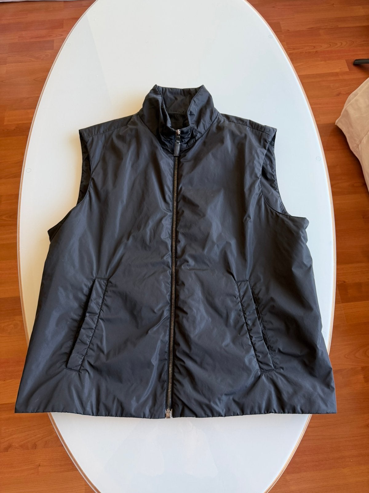 Prada Milano Black Nylon Gilet / Sleeveless Vest – Size 54, Kleding | Heren, Ophalen of Verzenden, Zo goed als nieuw, Zwart