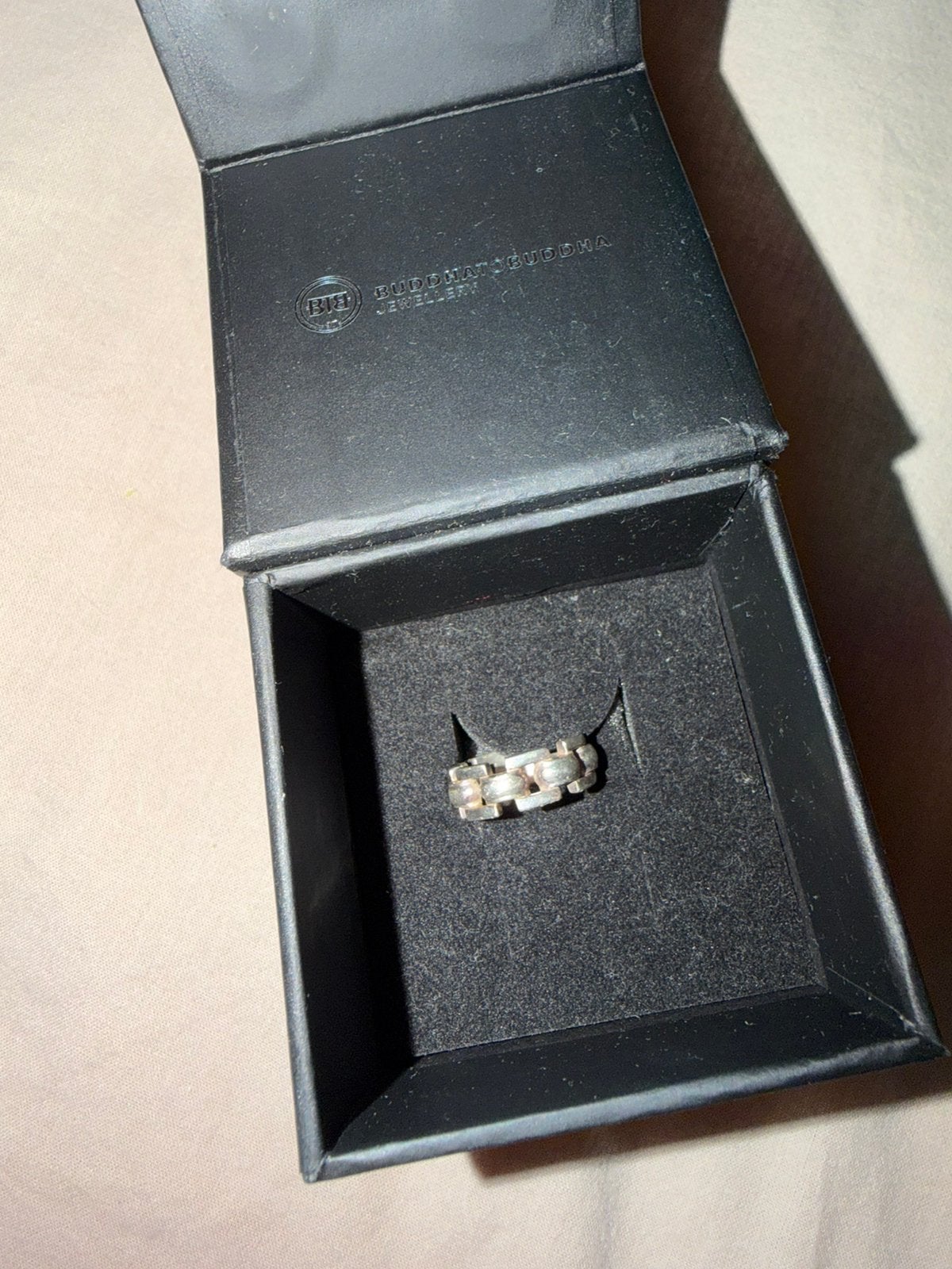 Buddha to Buddha ring, Verzenden, Zo goed als nieuw, Zilver, Dame of Heer