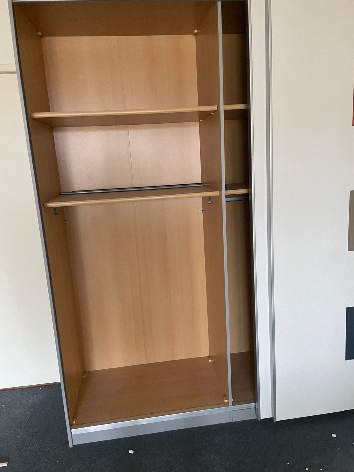 Kast (gratis), Huis en Inrichting, Ophalen, Zo goed als nieuw, 25 tot 50 cm, 200 cm of meer