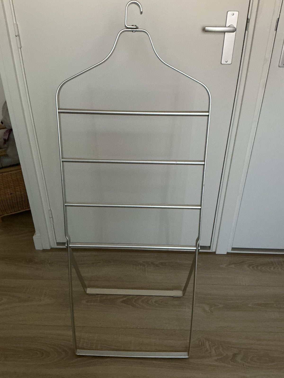 Dressboy, Ophalen, Zo goed als nieuw