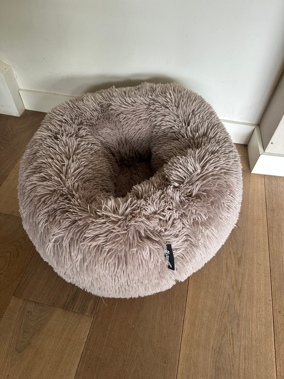 Distrikt 70 Hondenmand, donut, Ophalen, Nieuw